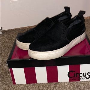 Velvet, platform slip ons